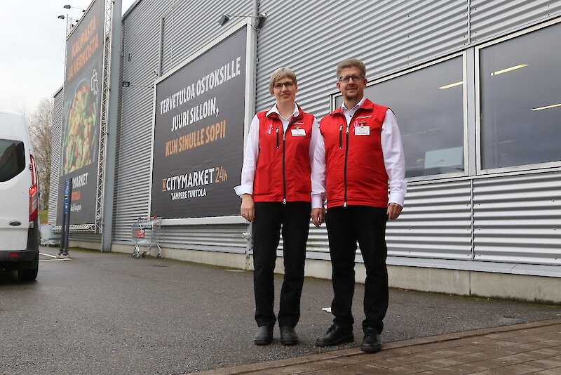 Viljakkalan vuoden 2021 yrittäjiksi valitut Kati ja Marko Vainikainen valmistautuvat Turtolan Citymarketin massiiviseen remonttiin.