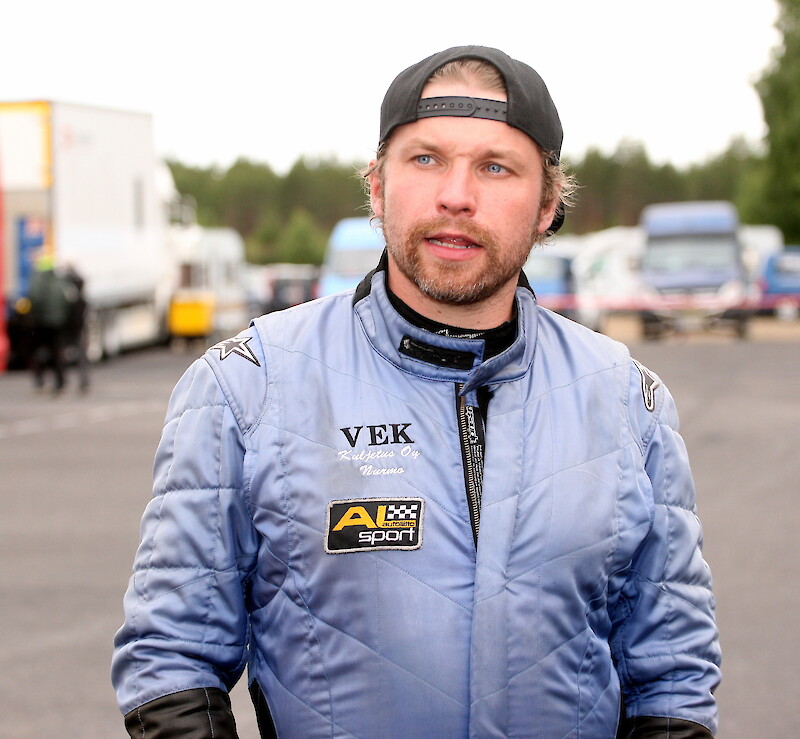 Juha-Pekka Pesosen Joensuun osakilpailu meni ajollisesti hyvin, mutta tekniikan pettäminen keskeytti kilpailun.