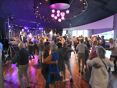 Tanssikansalle riittää ohjelmaa Ikaalinen Spa & Resortissa.