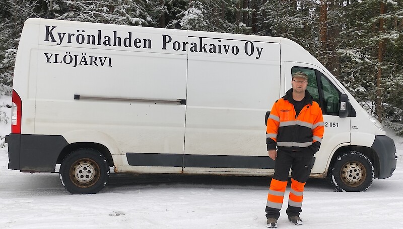 Kyrönlahden porakaivon toimitusjohtaja Terno Lahtinen on mielissään vuoden yrittäjä -noteerauksesta.