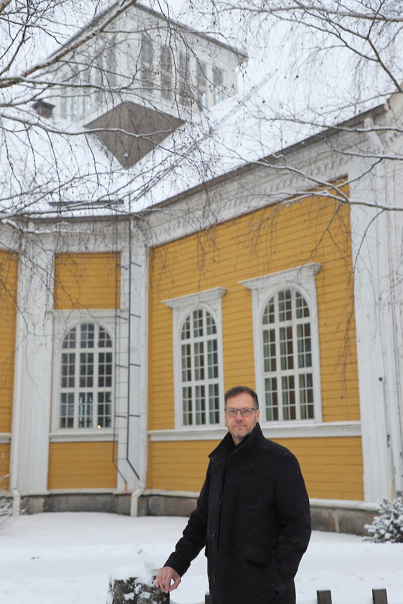 – Ikaalisten kirkon ja kellotapulin maalaus on seurakunnan suurin investointi tulevana vuonna, kertoo talouspäällikkö Timo Vettenranta.