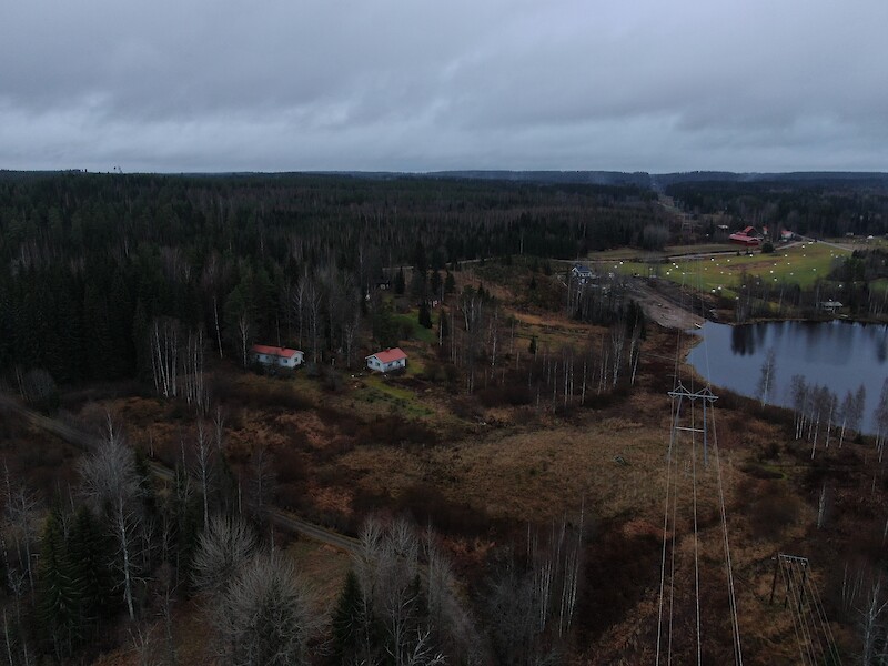 Hämeenkyrön kunta ehdottaa, että uus linja kiertää asutuksen Okslammilla pohjoisen kautta. Arkistokuva.
