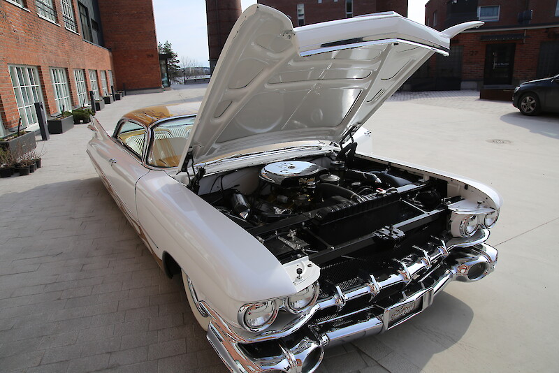 Cadillac Coupe DeVille -59 ja sen kunnostustyö on haukannut Kari Kylmäniemen vapaa-ajan viime vuosina.