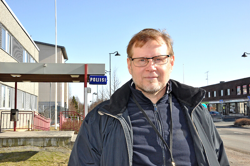 Rikoskomisario Antti Leppilahti työskentelee tutkinnanjohtajana Sastamalan ja Ikaalisten poliisiasemilla.