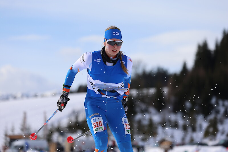 Kuva: SSL/Timo Mikkola. Johanna Naskali hiihtosuunnisti MM-kisojen pitkän matkan kilpailussa hienosti sijalle 8. Suomi nappasi kisasta kaksoisvoiton, ja Naskali oli suomalaisista kolmanneksi paras.
