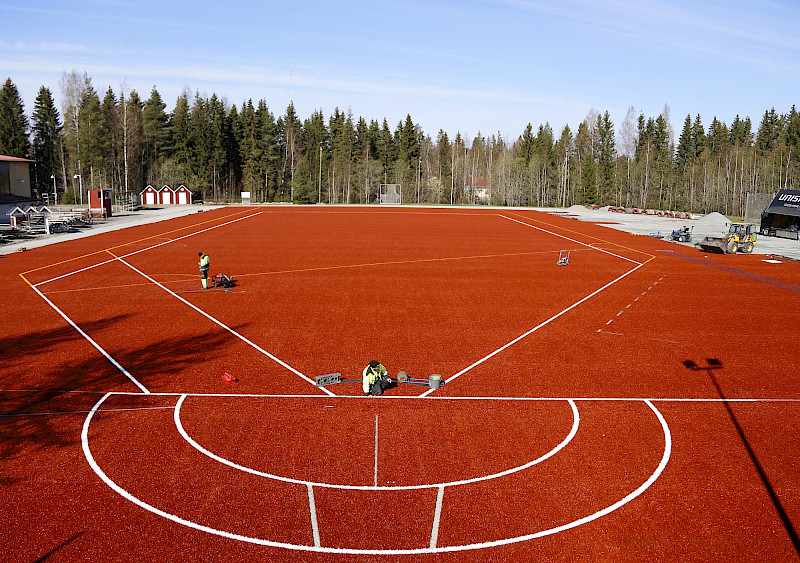 Ensimmäisiä Hämeenkyrössä pelattavia pesäpallo-otteluita on lupa odottaa toukokuun lopulla. Hämeenkyrön kenttä on alkukevään remontissa.