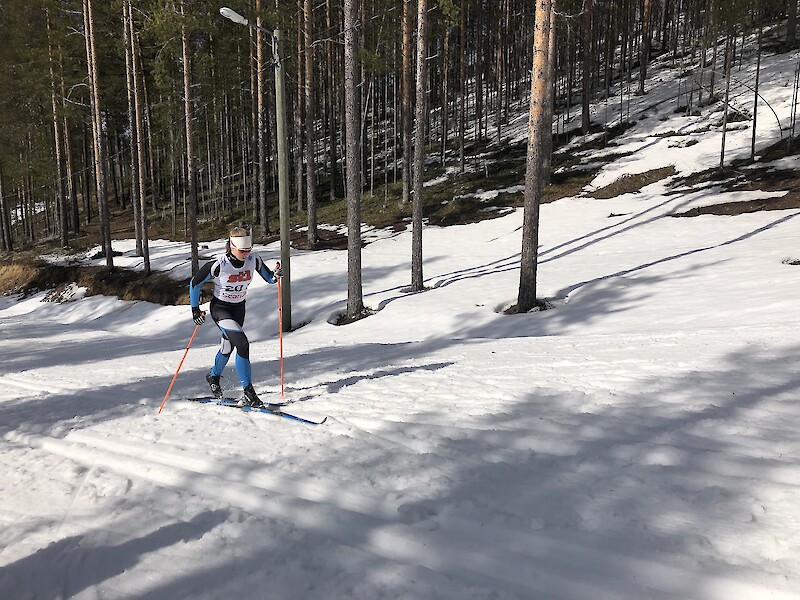 Kuva: Liisa Naskali. Hämeenkyröläinen Johanna Naskali hiihti Hopeasomman loppukilpailussa Vuokatissa hienosti kolmanneksi.