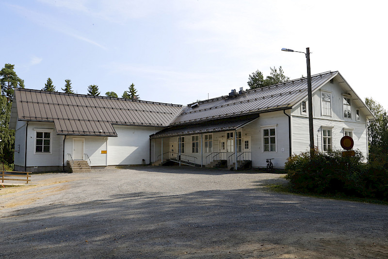 Karhen koulu on sulkemisuhan alla. Ratkaisevan päätöksen tekee valtuusto 11. marraskuuta.