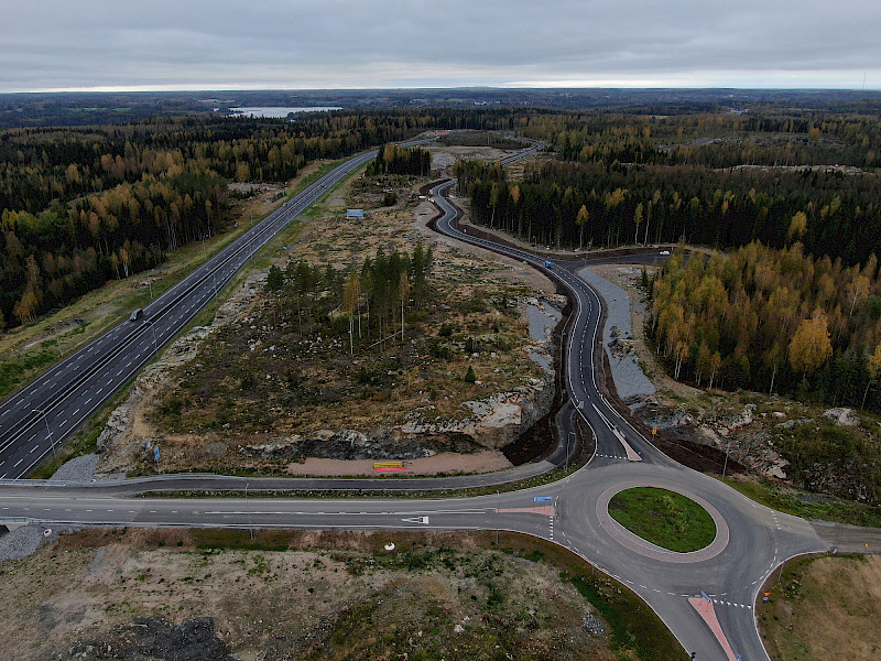 Hanhijärven työpaikka-alueelta on myyty ensimmäinen yritystontti. Arkistokuva.