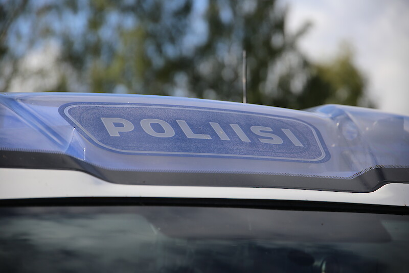 Poliisi seuraa muun muassa ajoneuvojen nopeuksia ja turvalaitteiden käyttöä. Kuva: UutisOivan arkisto
