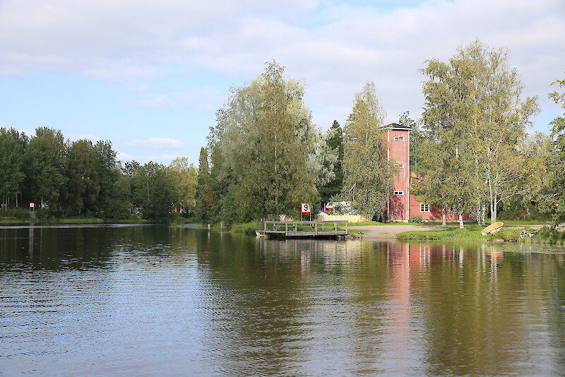 Pappilanjoen suulla sijaitsee Hämeenkyrön vanha paloasema, joka oli käytössä 1970-luvun loppupuoliskolle asti.